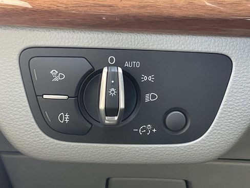 Certified 2023 Audi Q5 2.0T Premium w/ Convenience Package image 23