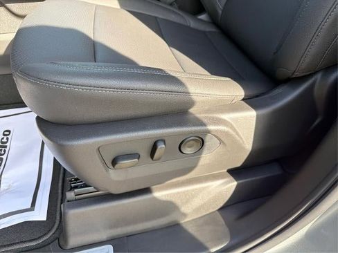 New 2026 GMC Sierra 2500 SLT w/ SLT Premium Package image 17