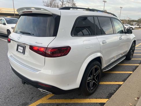 Certified 2025 Mercedes-Benz GLS 450 4MATIC image 9