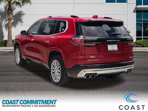 Used 2024 GMC Acadia Denali image 9