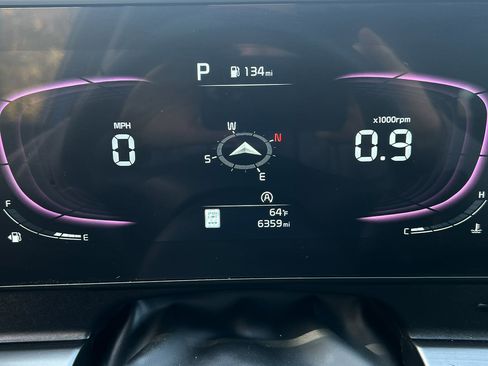 Used 2023 Kia Sportage EX image 16