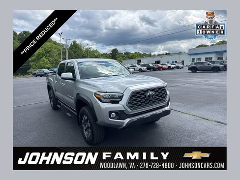 Used 2023 Toyota Tacoma TRD Off-Road w/ Technology Package AWD/4WD image 1