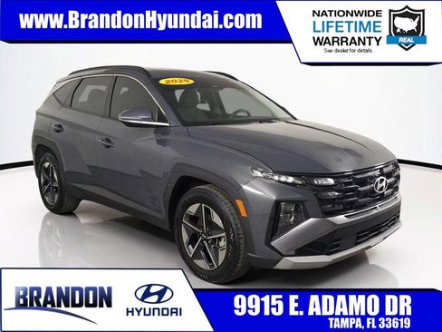 Used 2025 Hyundai Tucson SEL FWD image 1