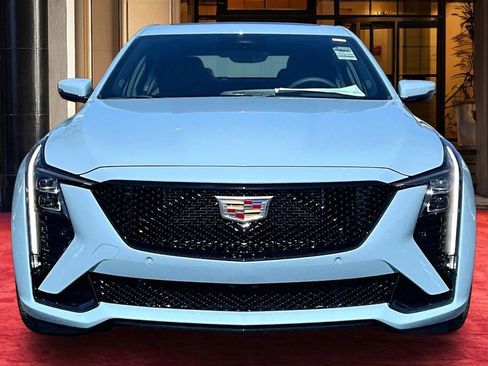 New 2026 Cadillac CT5 V image 3