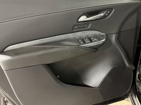 New 2025 Cadillac XT4 Premium Luxury image 11