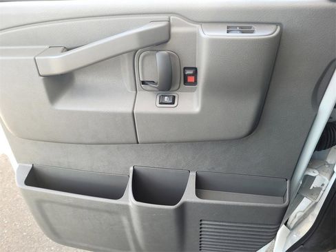New 2025 Chevrolet Express 3500 w/ Power Convenience Package image 12