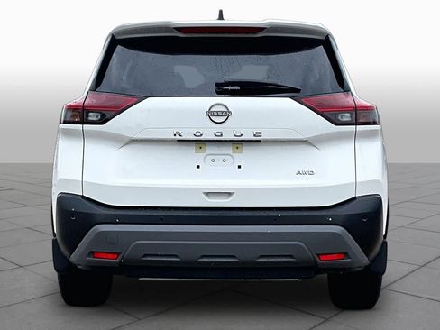 Used 2023 Nissan Rogue S AWD/4WD image 5