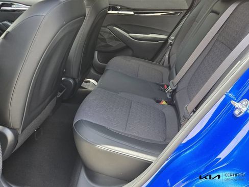 Certified 2025 Kia Seltos X-Line AWD/4WD image 11