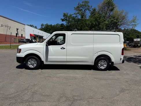 Used 2019 Nissan NV 2500 SV w/ Navigation Package RWD image 2