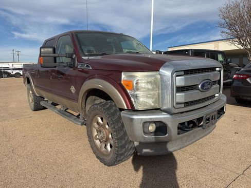 Used 2012 Ford F250 Lariat w/ Lariat Interior Pkg image 1