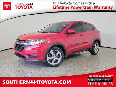 Used 2017 Honda HR-V LX image 1