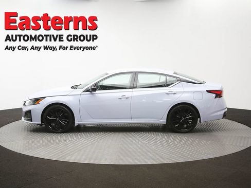 Used 2023 Nissan Altima 2.5 SR FWD image 63
