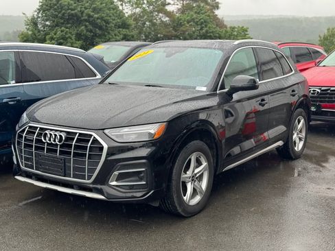 Used 2021 Audi Q5 2.0T Premium w/ Convenience Package image 1