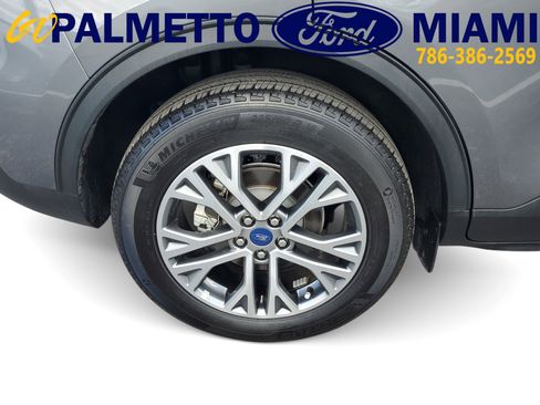 Used 2022 Ford Escape SEL image 7