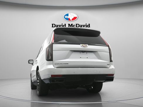 Used 2023 Cadillac Escalade Sport Platinum AWD/4WD image 40