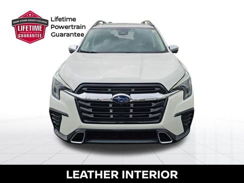 Used 2023 Subaru Ascent Touring image 5