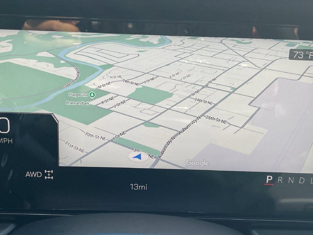 New 2027 GMC Terrain AT4 w/ Technology Package II AWD/4WD image 12