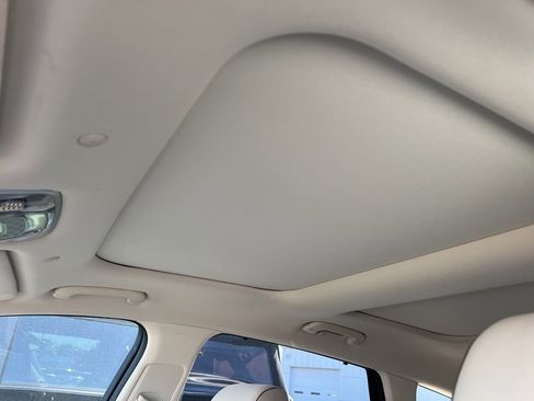 Used 2023 Genesis GV80 2.5T w/ Prestige 20" Package image 19