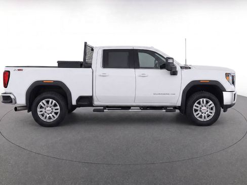 Used 2021 GMC Sierra 2500 SLE w/ SLE Value Package; AWD/4WD image 8