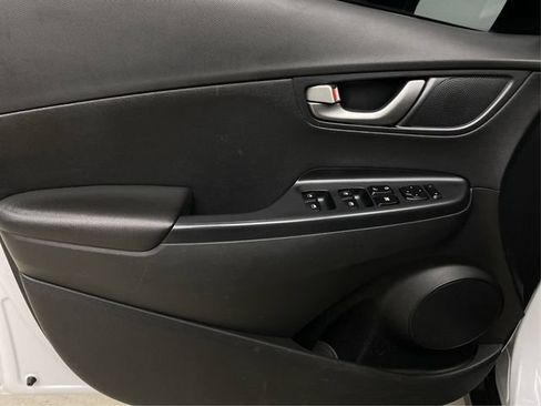 Used 2018 Hyundai Kona Limited AWD/4WD image 26