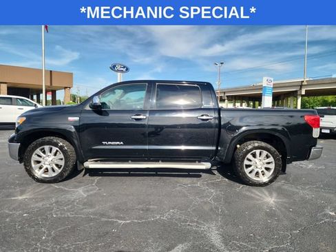 Used 2011 Toyota Tundra Limited w/ Platinum Pkg AWD/4WD image 2