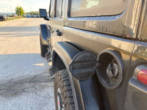 Used 2019 Jeep Wrangler Unlimited Rubicon AWD/4WD image 8