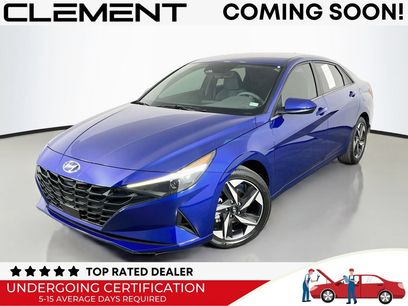 Used 2023 Hyundai Elantra SEL w/ Convenience Package