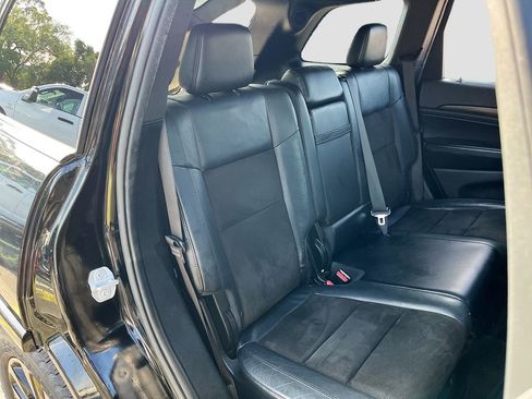 Certified 2019 Jeep Grand Cherokee Altitude RWD image 27