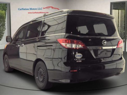 Used 2012 Nissan Quest S image 2