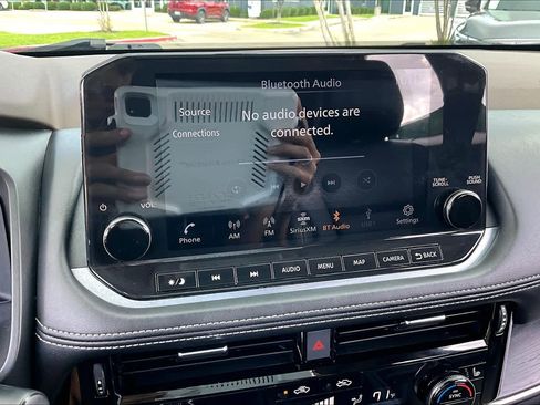 Used 2023 Nissan Rogue Platinum w/ Platinum Premium Package FWD image 30