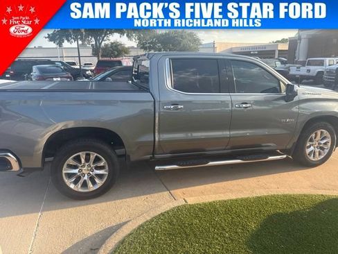 Used 2020 Chevrolet Silverado 1500 LTZ w/ LTZ Texas Edition RWD image 6