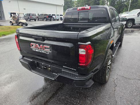 Used 2024 GMC Canyon Denali AWD/4WD image 7