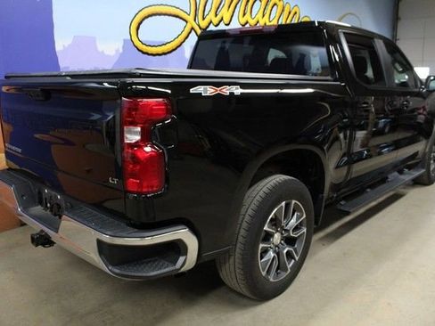 Used 2024 Chevrolet Silverado 1500 LT AWD/4WD image 4