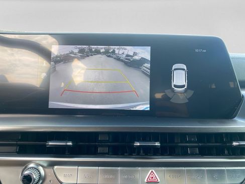 Used 2025 Kia Telluride S FWD image 16