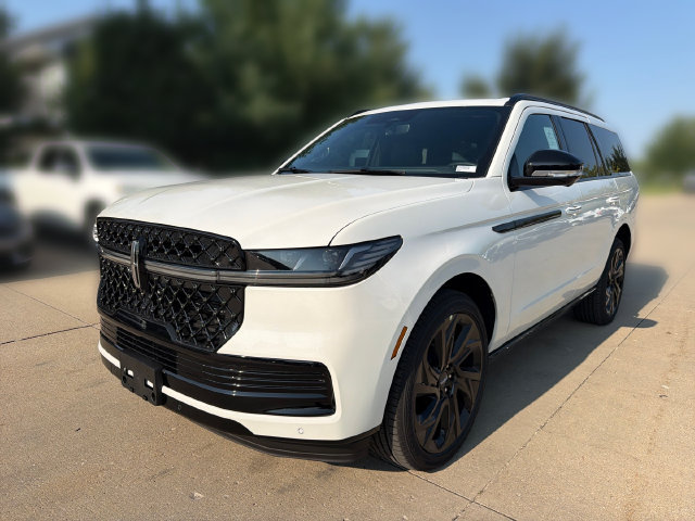 New 2027 Lincoln Navigator Reserve w/ Jet Appearance Package AWD/4WD image 10