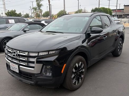 Used 2025 Hyundai Santa Cruz SEL image 1