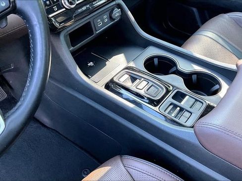 Used 2023 Honda Pilot Elite image 18
