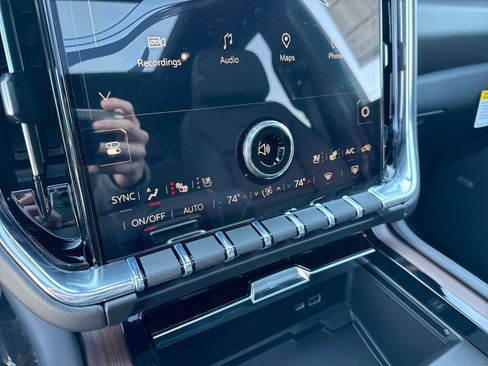 New 2026 GMC Yukon Denali w/ Sun & Power Step Package image 18
