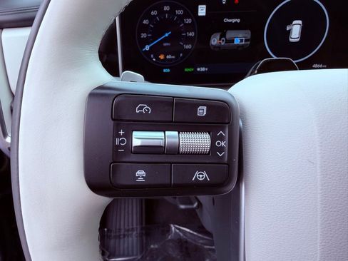 Used 2025 Hyundai Santa Fe Calligraphy image 27