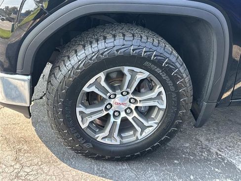 Used 2020 GMC Sierra 1500 4x4 Crew Cab w/ Sierra Value Package image 6