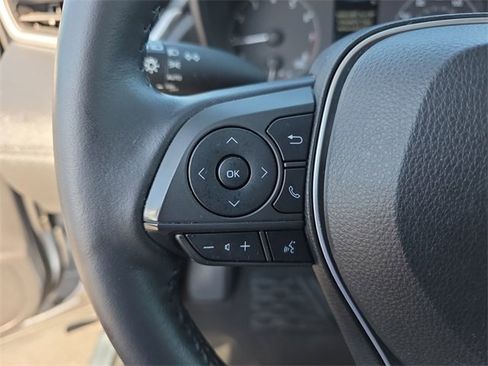 Used 2023 Toyota Corolla Cross LE image 30