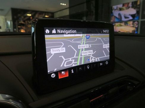 Used 2022 MAZDA MX-5 Miata Grand Touring w/ Weather Package image 18