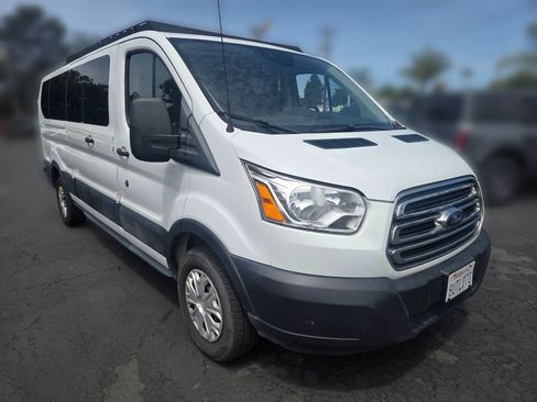 Certified 2019 Ford Transit 350 XLT RWD image 5