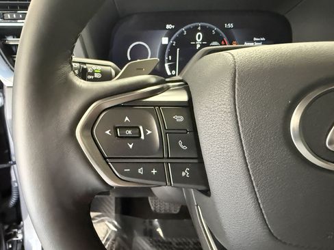 Used 2025 Lexus GX 550 w/ Accessory Package (Z1) AWD/4WD image 23