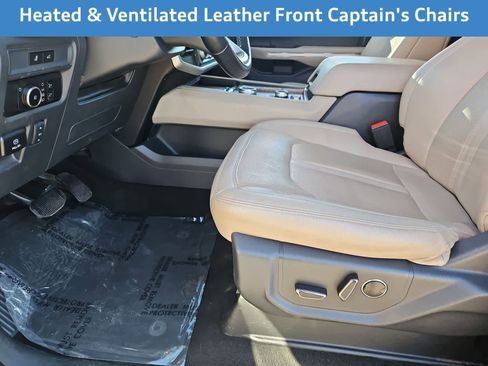 Used 2024 Ford Expedition Max Limited image 18