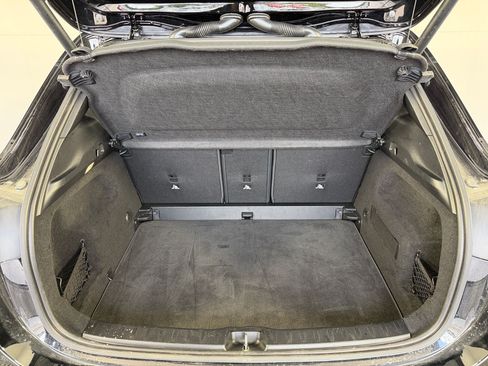 Used 2025 Mercedes-Benz GLA 250 image 29