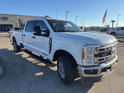 Used 2024 Ford F250 XLT image 18