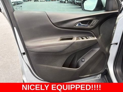 Used 2022 Chevrolet Equinox RS FWD image 12