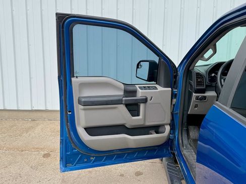 Used 2017 Ford F150 XL w/ Equipment Group 101A Mid AWD/4WD image 14