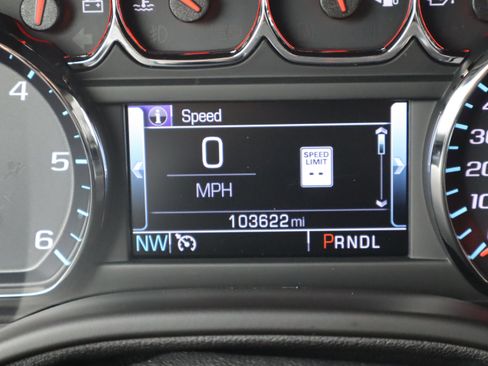 Used 2019 Chevrolet Tahoe LT image 27